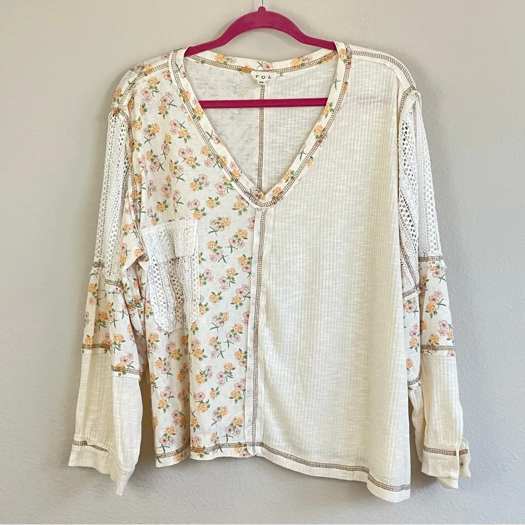 POL  Floral Patchwork Crochet Accent Oversized Long Sleeve Top Size M - Image 4