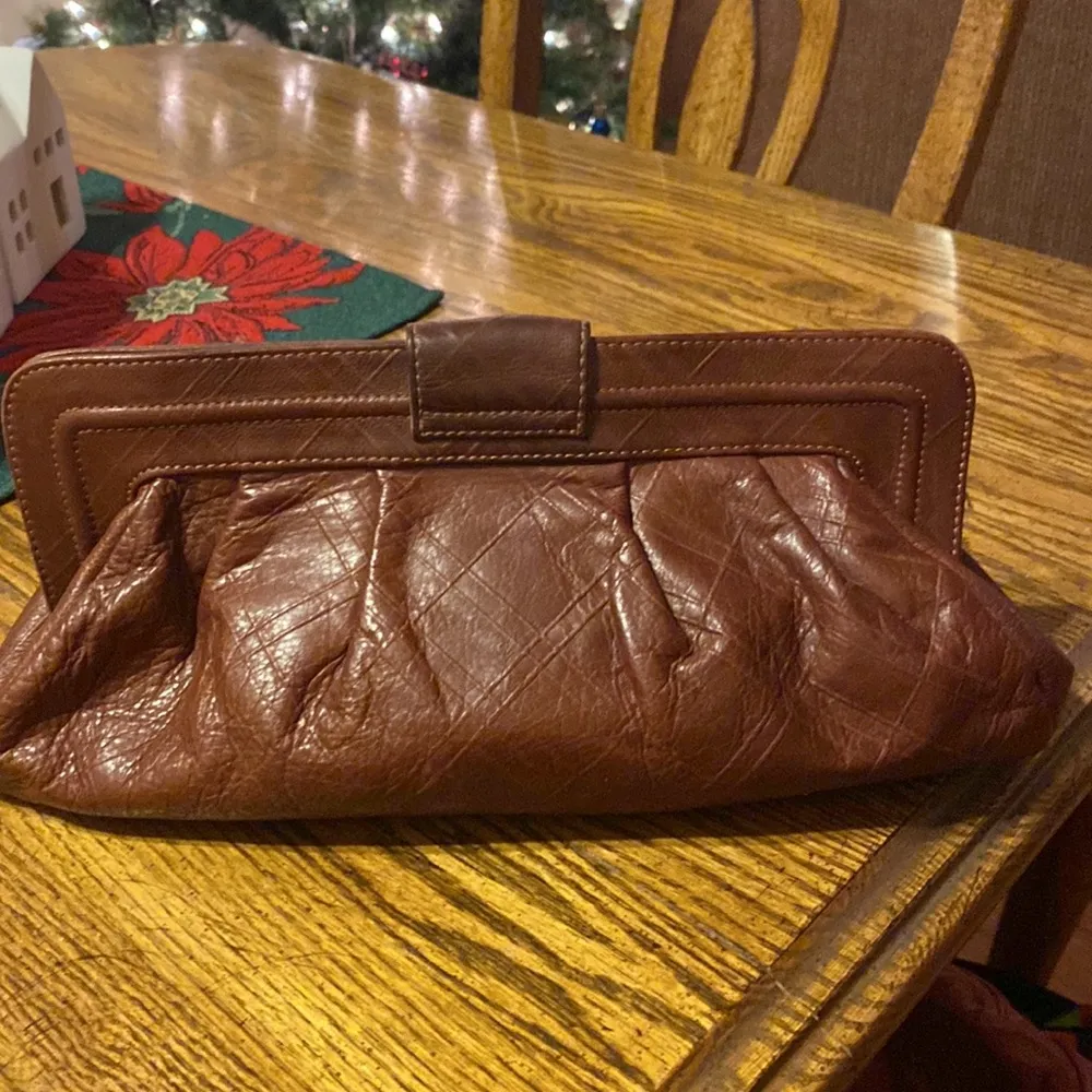 Liz Claiborne leather clutch - Image 6