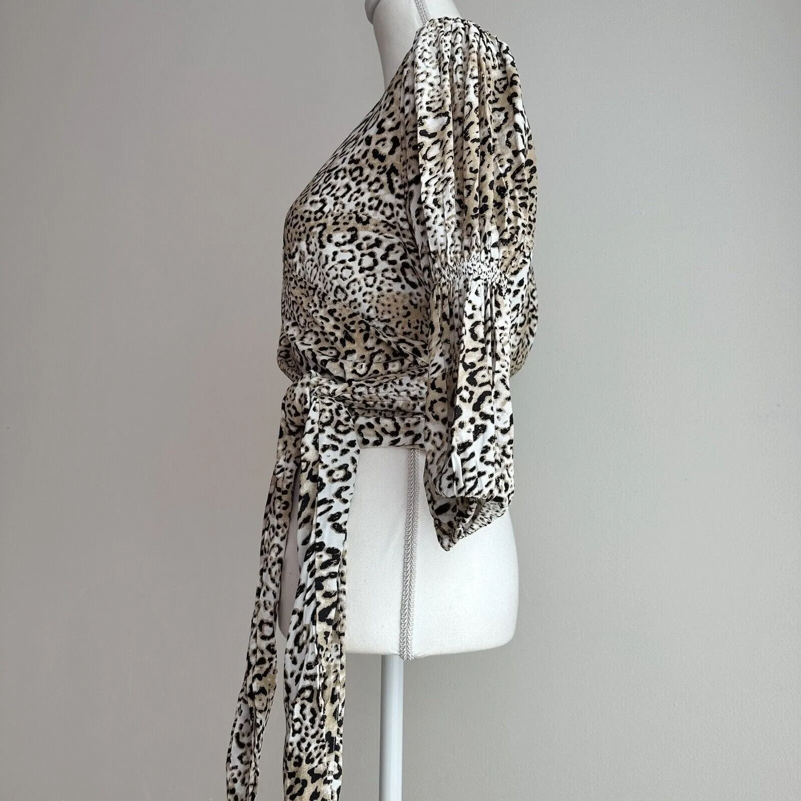 Faithfull The Brand Wrap Blouse Leopard Beige Cropped Tie Waist Revolve US 6 NWT - Image 5