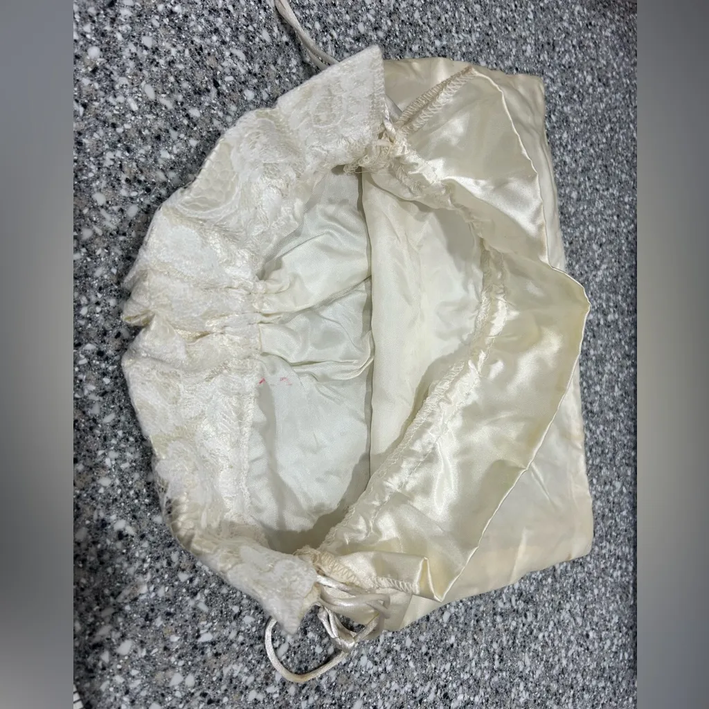 Vintage 1993 Brides Card Purse - Image 5