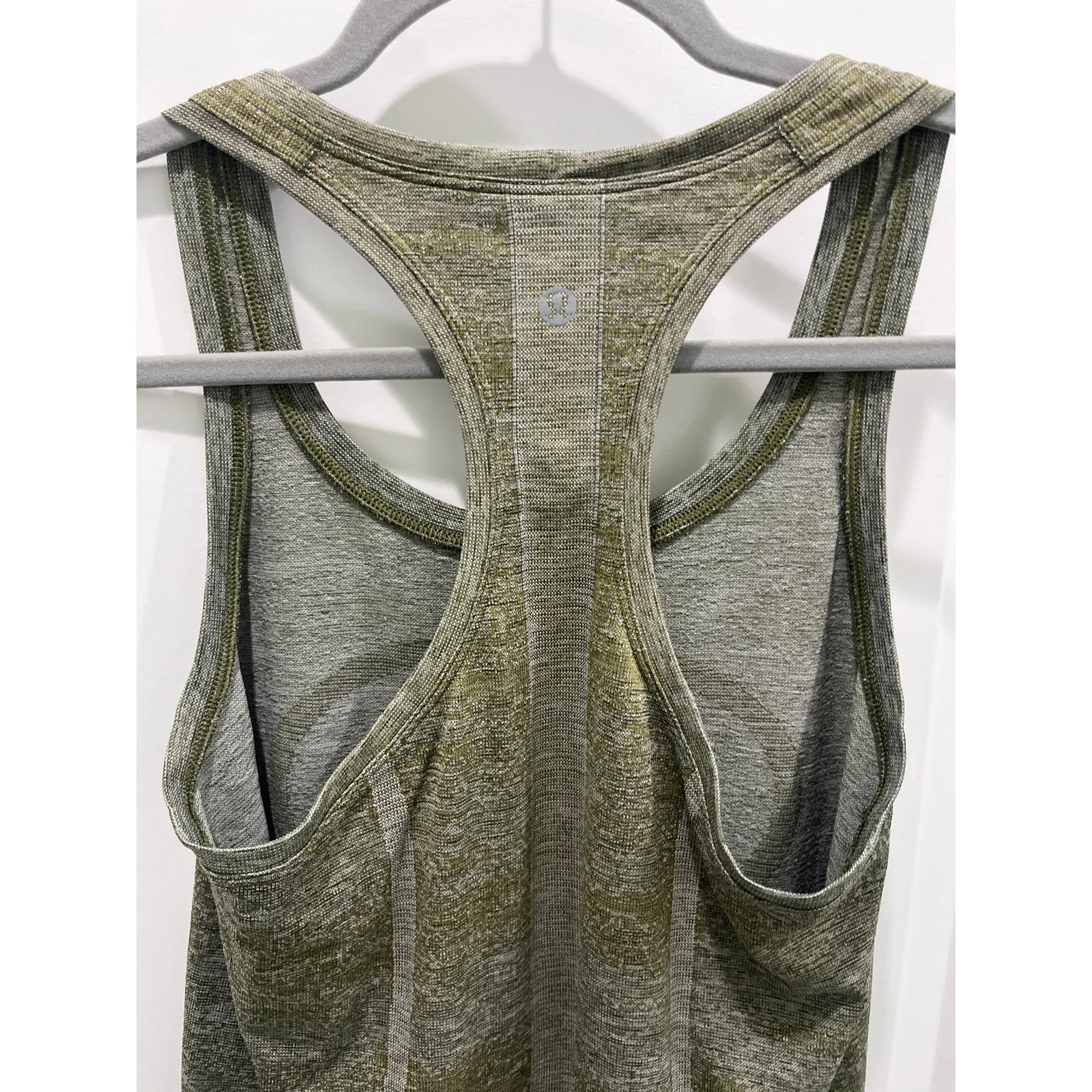 Lululemon Swiftly Speed Racerback Field Green Tank Top Sz S - Image 6