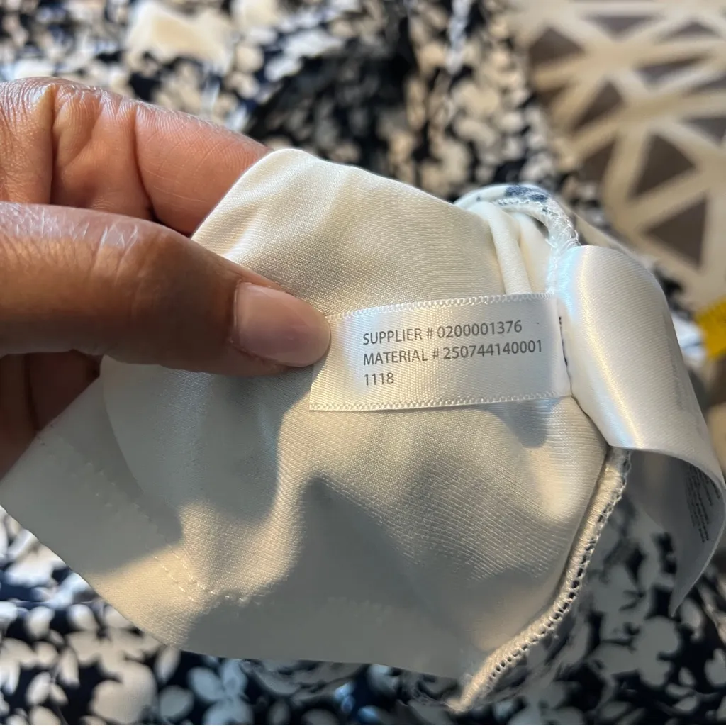 LAUREN Ralph Lauren Navy White Floral Stretch Jersey Knit V Neck Faux Wrap Dress - Image 5