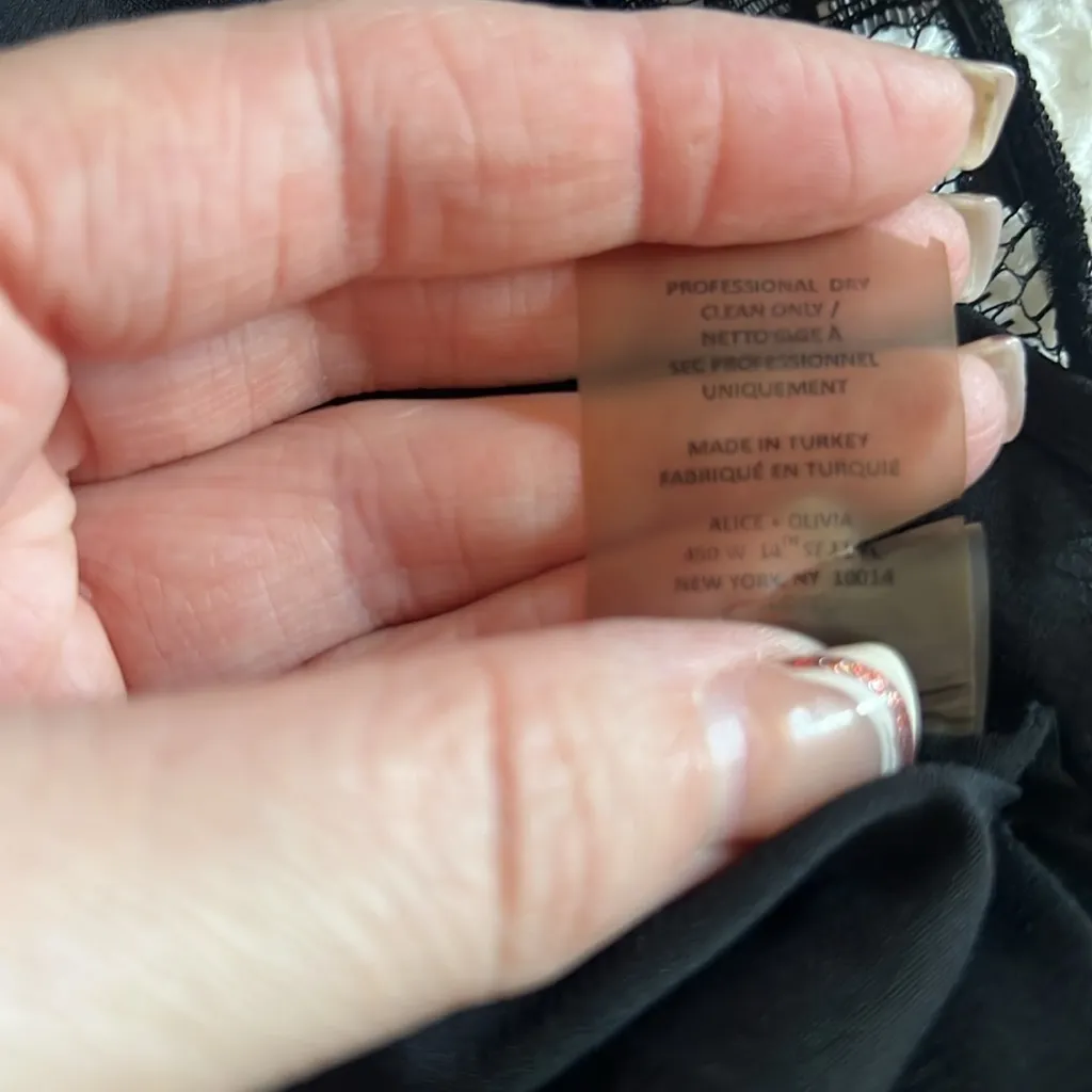 Alice + Olivia Lace Sleeveless Blouse Black Size M‎ - Image 5