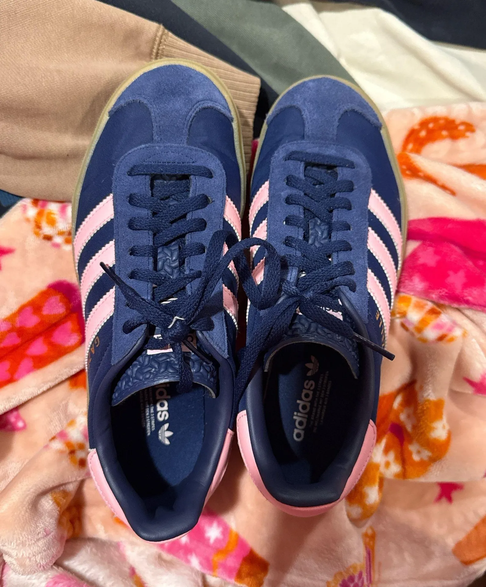 blue and pink adidas gazelles - Image 3