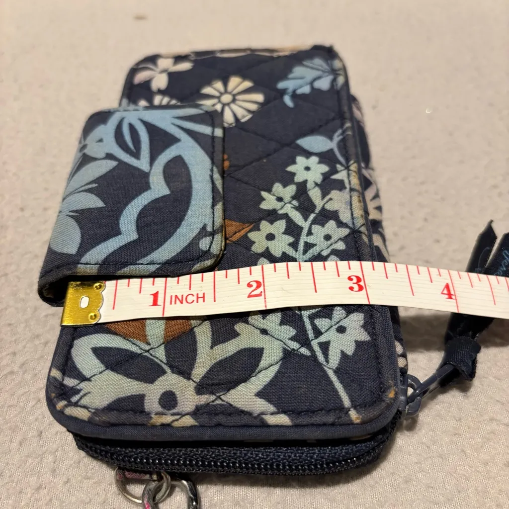 Vera Bradley Quilted ID Card Wristlet in Java Floral Blue - Image 6