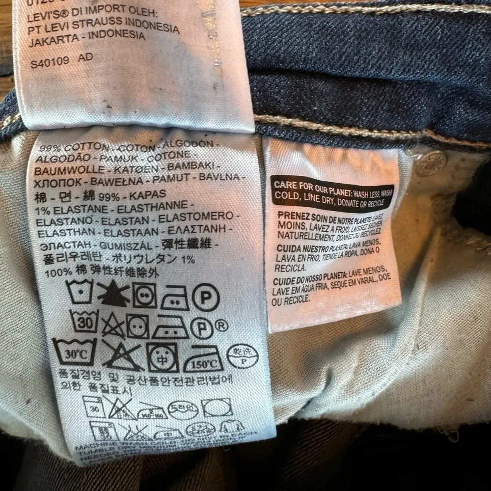 Levi’s 518 Superlow Dark Jeans Size 32 Blue - Image 8