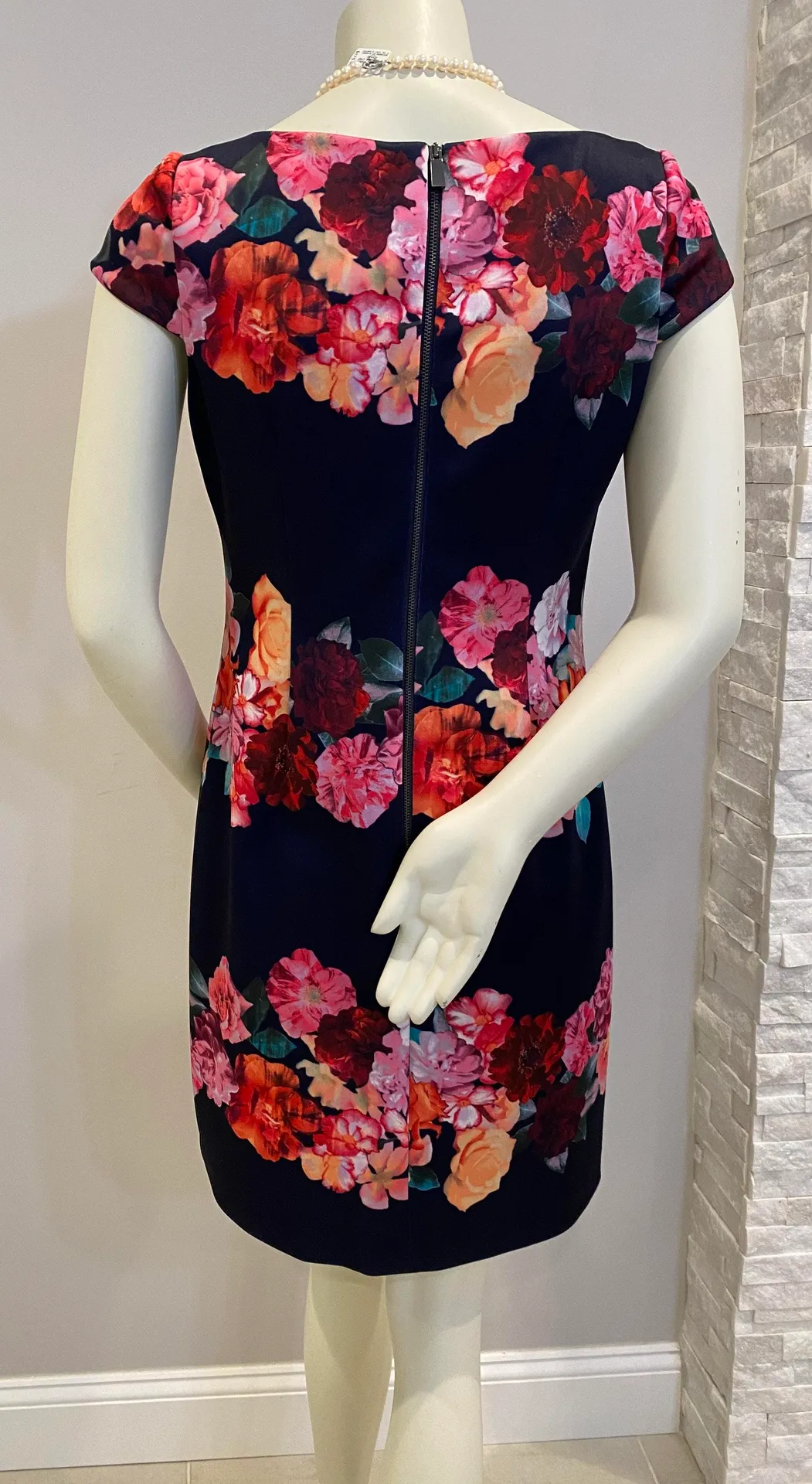 Vince Camuto Dress - Image 2