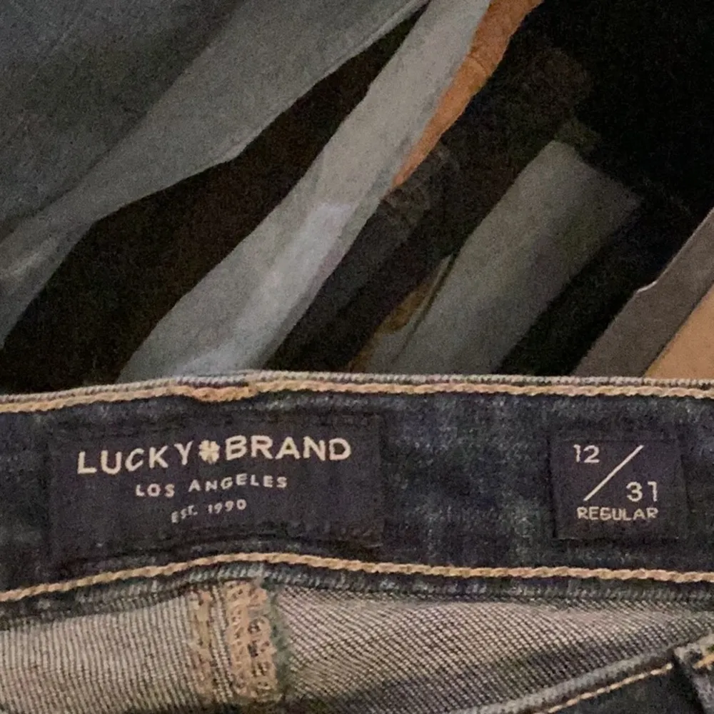 Lucky brand boot cut distressed jeans - Image 5