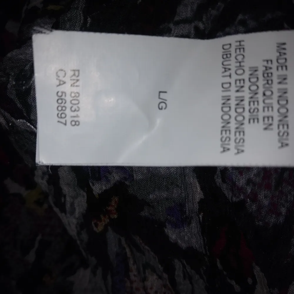 Lucky Brand L Wine Winter All Over Floral Stretch Top - Image 5