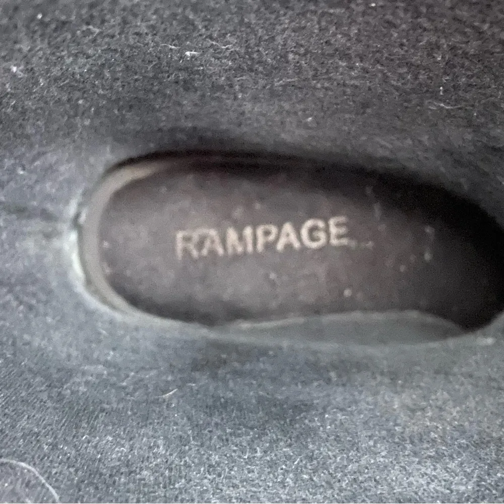 Rampage Women’s Raveyn crocodile black rubber rain boots, size 6 Gorpcore hiking - Image 9