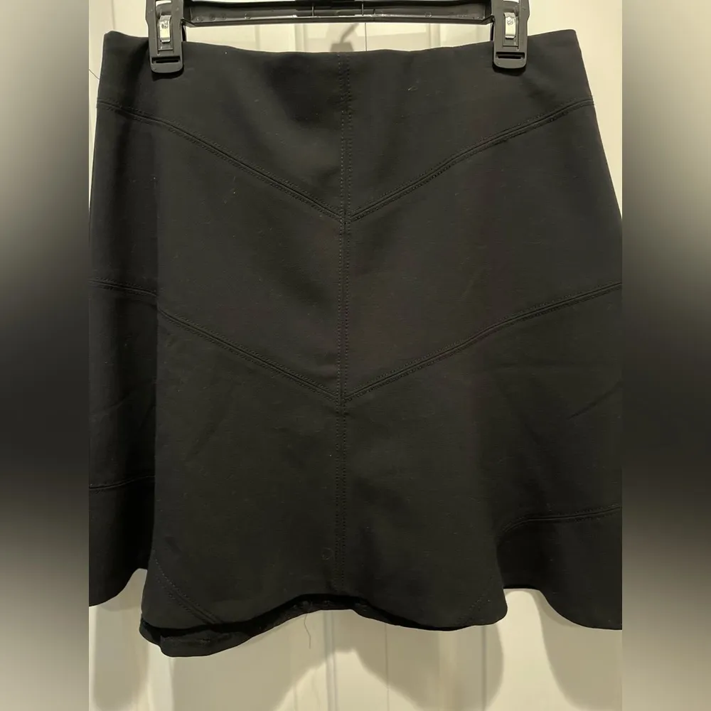 LOFT Black Mini A-Line Skirt for Work or event - Image 2