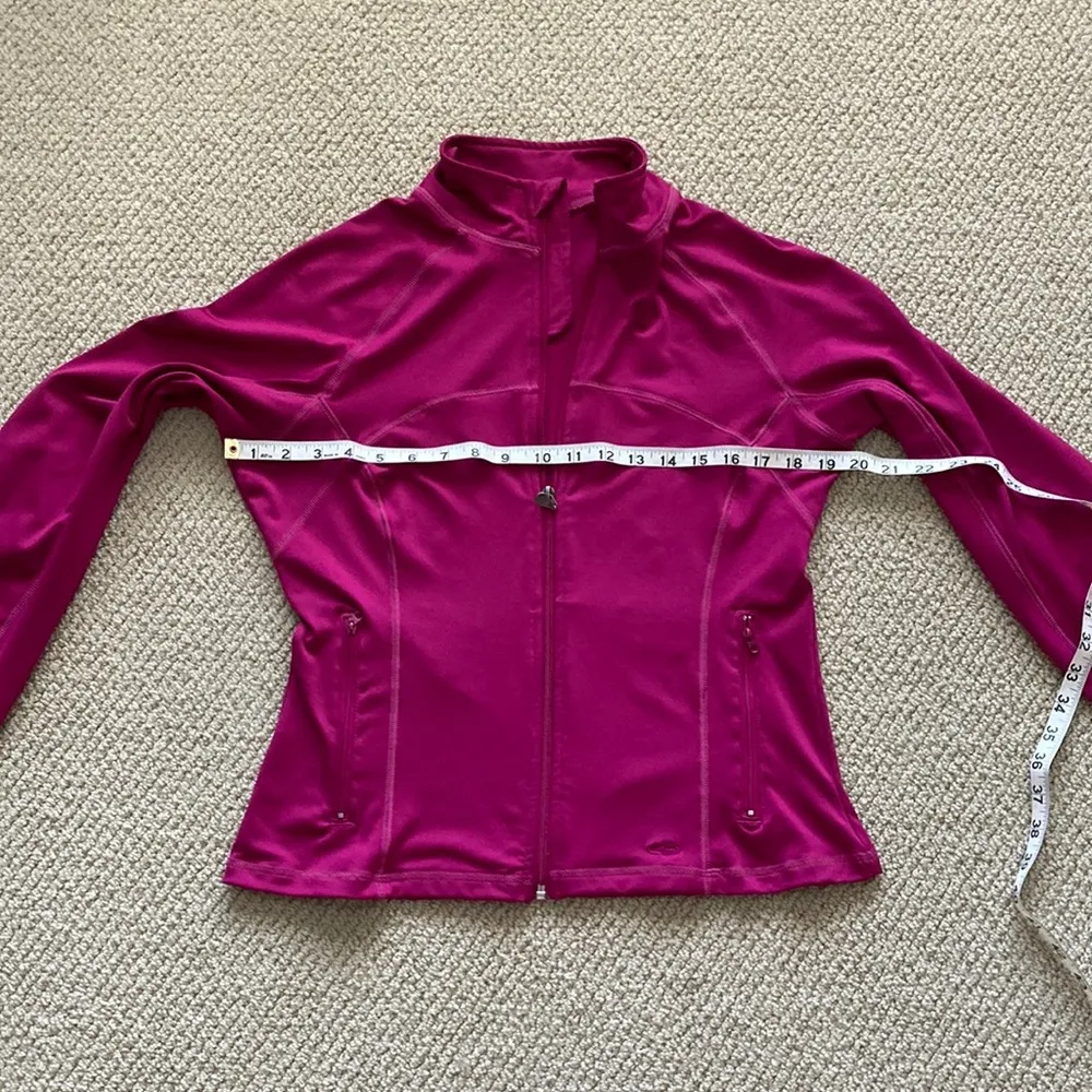 Champion  Magenta Full Zip Athletic Jacket Size Medium Sweater Run Train M EUC - Image 7