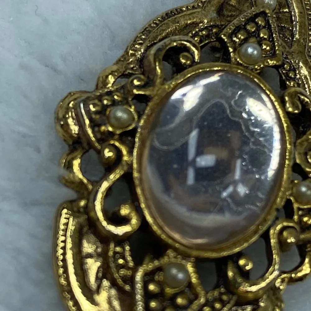 Vintage Clear Jelly Belly Small Faux Pearl Accents Gold Tone Pin Brooch - Image 5