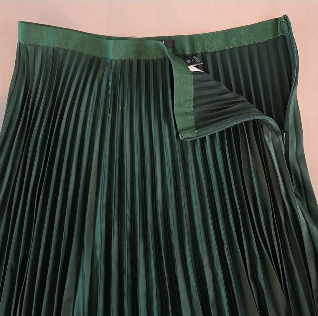 Scotch & Soda  Green Pleated High Rise Skirt - Image 5