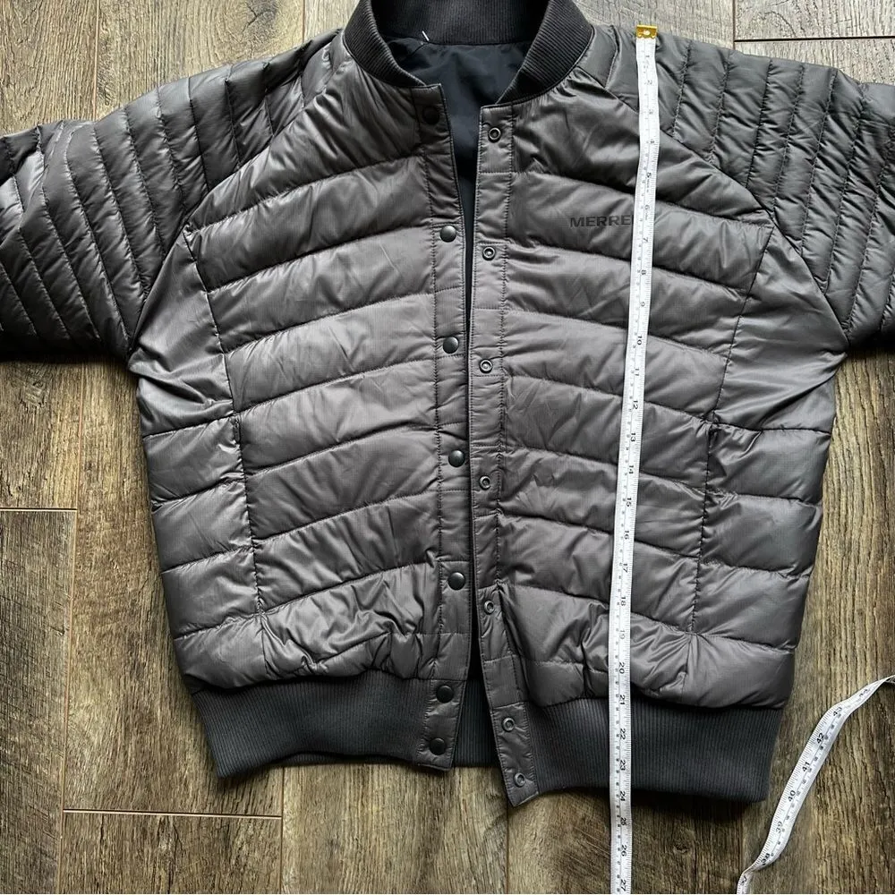 Merrell NWT Trailhead Insulated Reversible Bomber Jacket Size Small Black Grey - Image 12