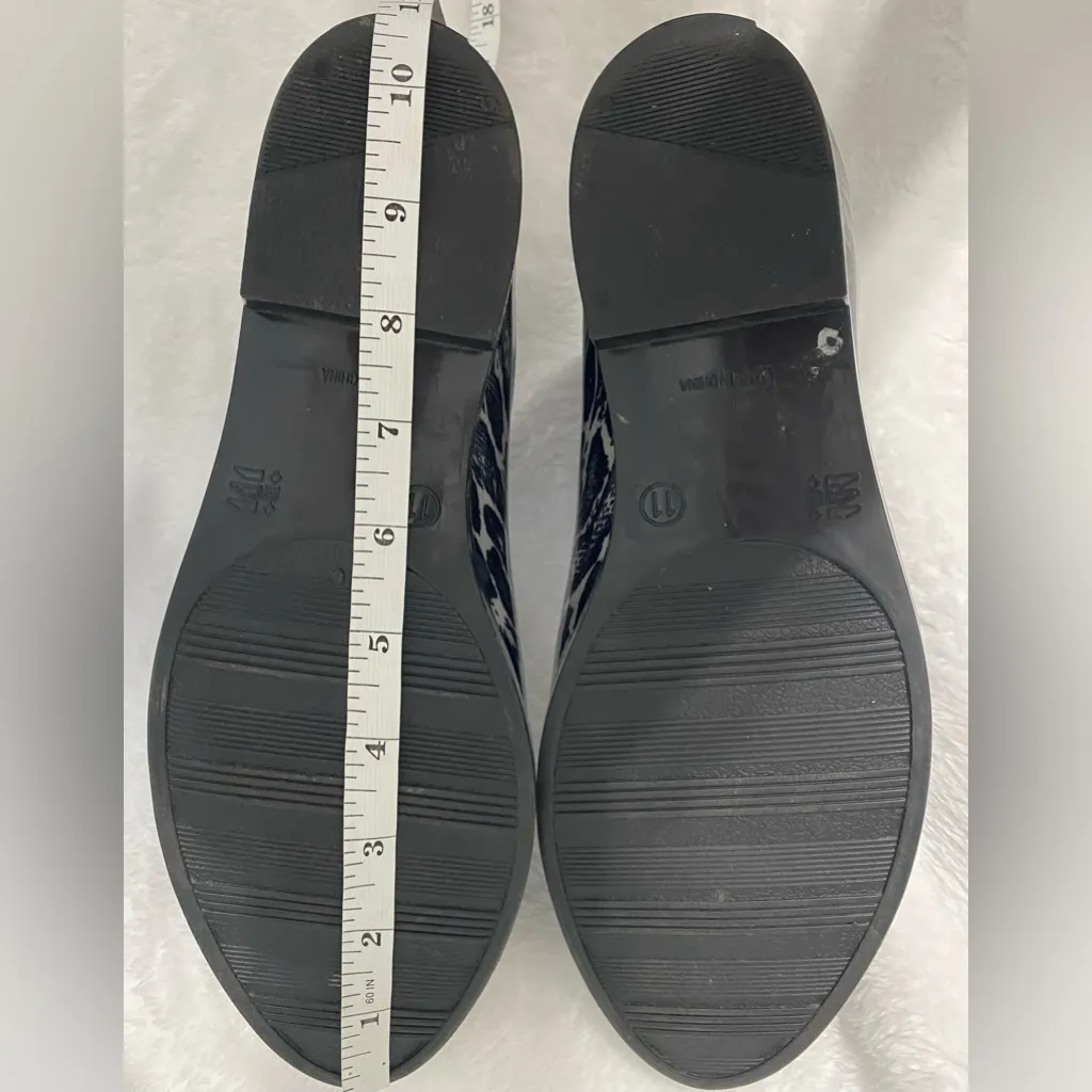 Seven7  Chelsea Rain Boot Size 11 - Image 9