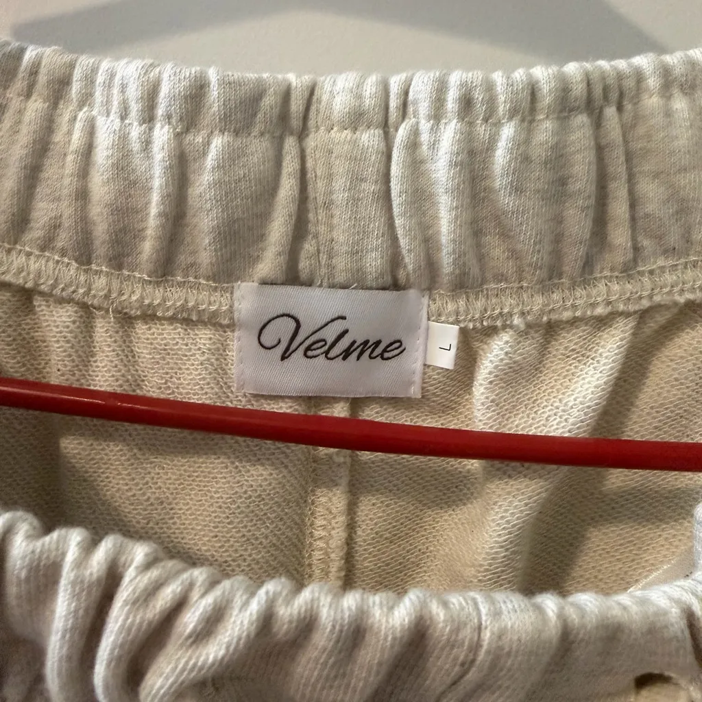 VELME “keep art weird” Sweatpants Gray Size L - Image 4