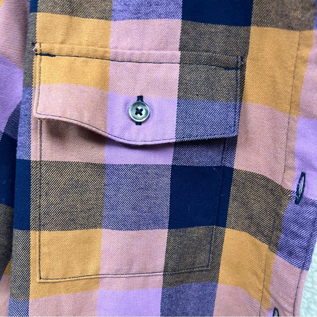 NWT Natural Reflections M button down Flannel long sleeve Shirt shacket Sherpa - Image 12