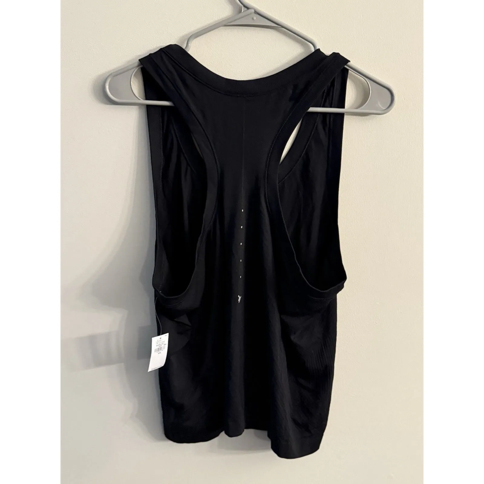 OLD NAVY ACTIVE Women's XXL Seamless Mesh Racerback Performance Tank Top Black - Image 3