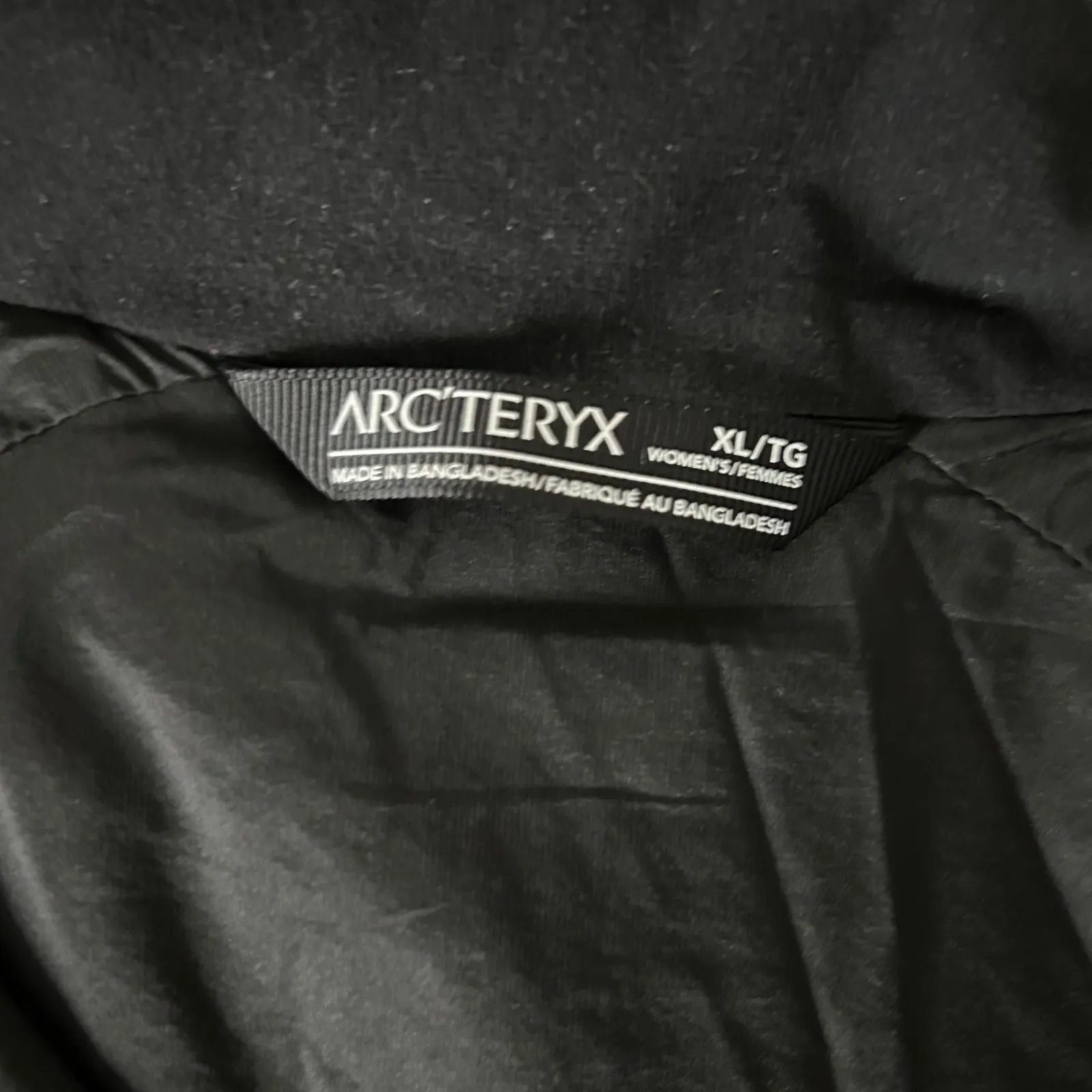 Arc'teryx Atom Jacket Women's Black Full Zip Lightweight Size XL - Image 4