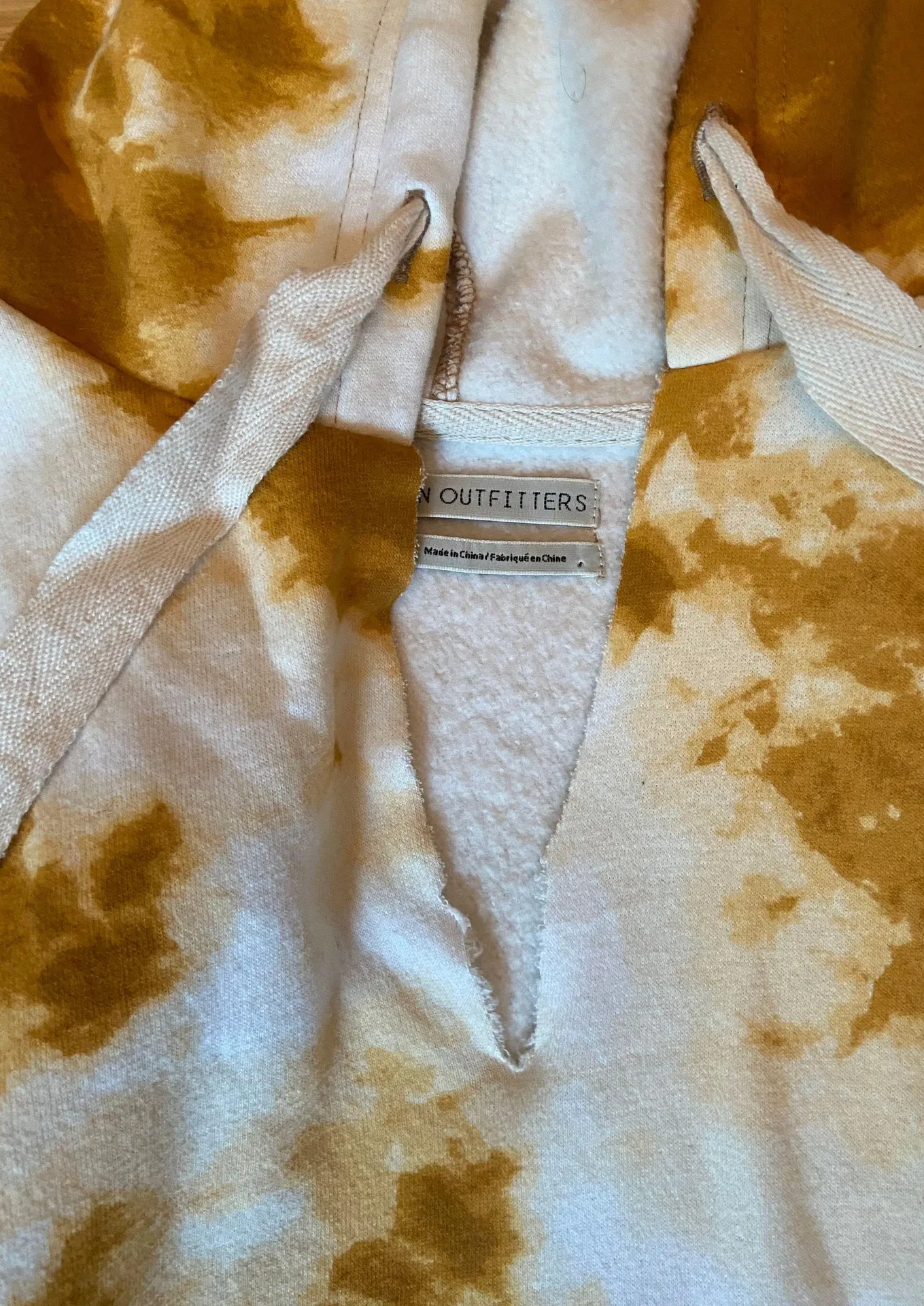 Urban Tie Die Cropped Hoodie - Image 4