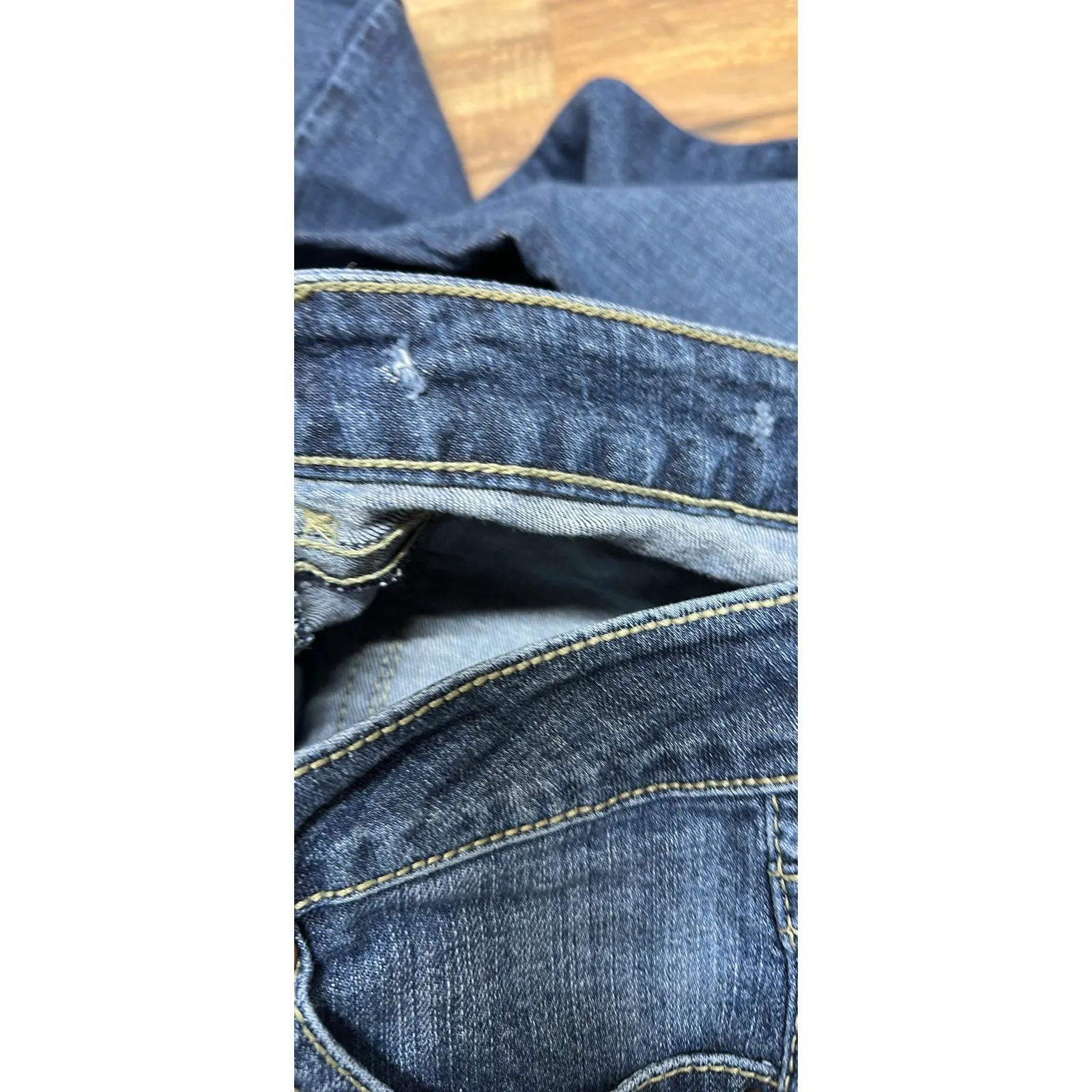 PhilanthropyJeans Bootcut Embellished Pockets Medium Wash Denim Size 32/14 Blue - Image 6