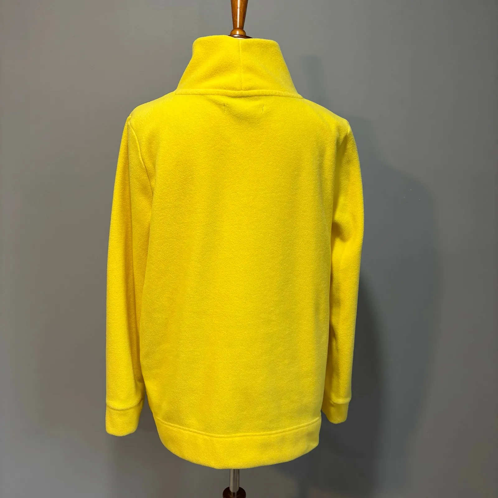 VTG Y2K Winter Yellow Tommy Hilfiger Fleece Turtleneck Pullover, Size Large - Image 4
