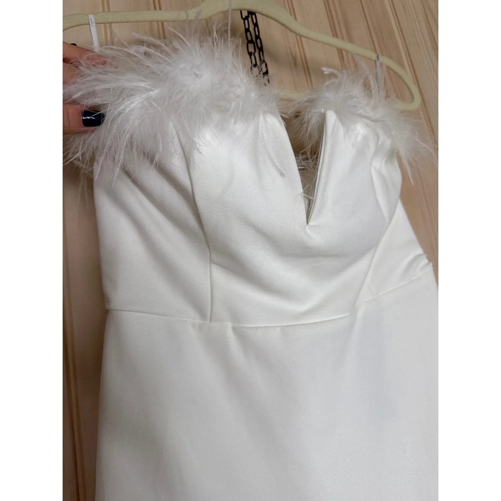 NWT Lulus Extraordinary Glam White Feather Strapless Mermaid Maxi Dress Bride L - Image 4