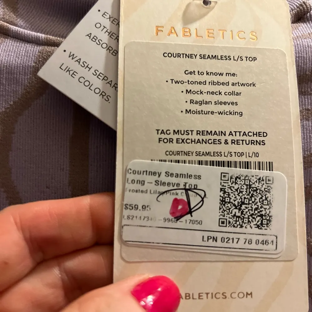 Fabletics Shirt - Image 4
