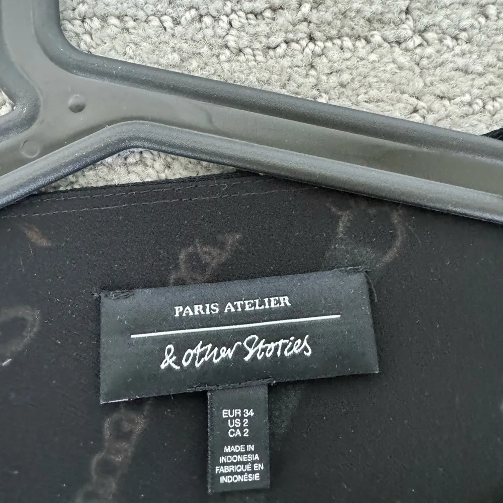 & Other Stories Patterned Wrap Black Dress - Image 3