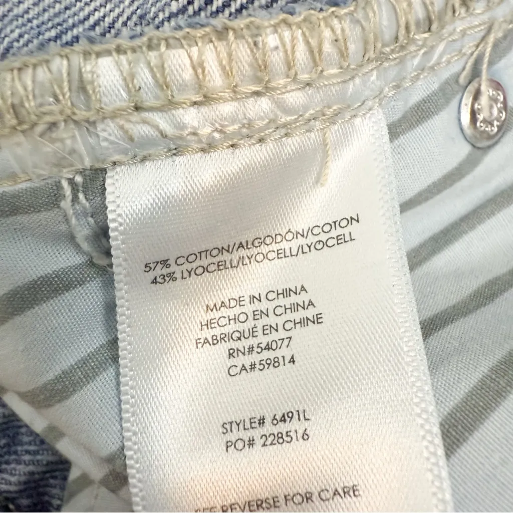 CAbi Ashbury 70s Wide Leg High‎ Rise Jeans Spring 2024
Style #6491L Size 14 Long - Image 12