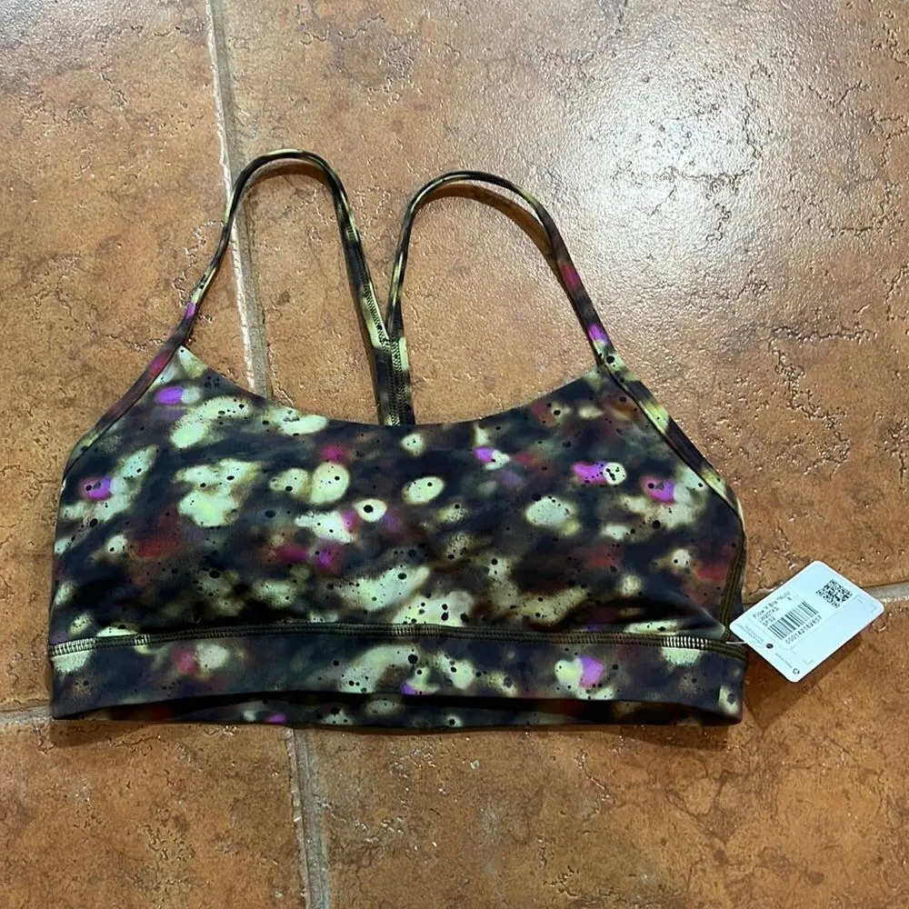 NWT Lululemon Flow Y Nulu Bra *Light Support, A–C Cups size 8 - Image 4