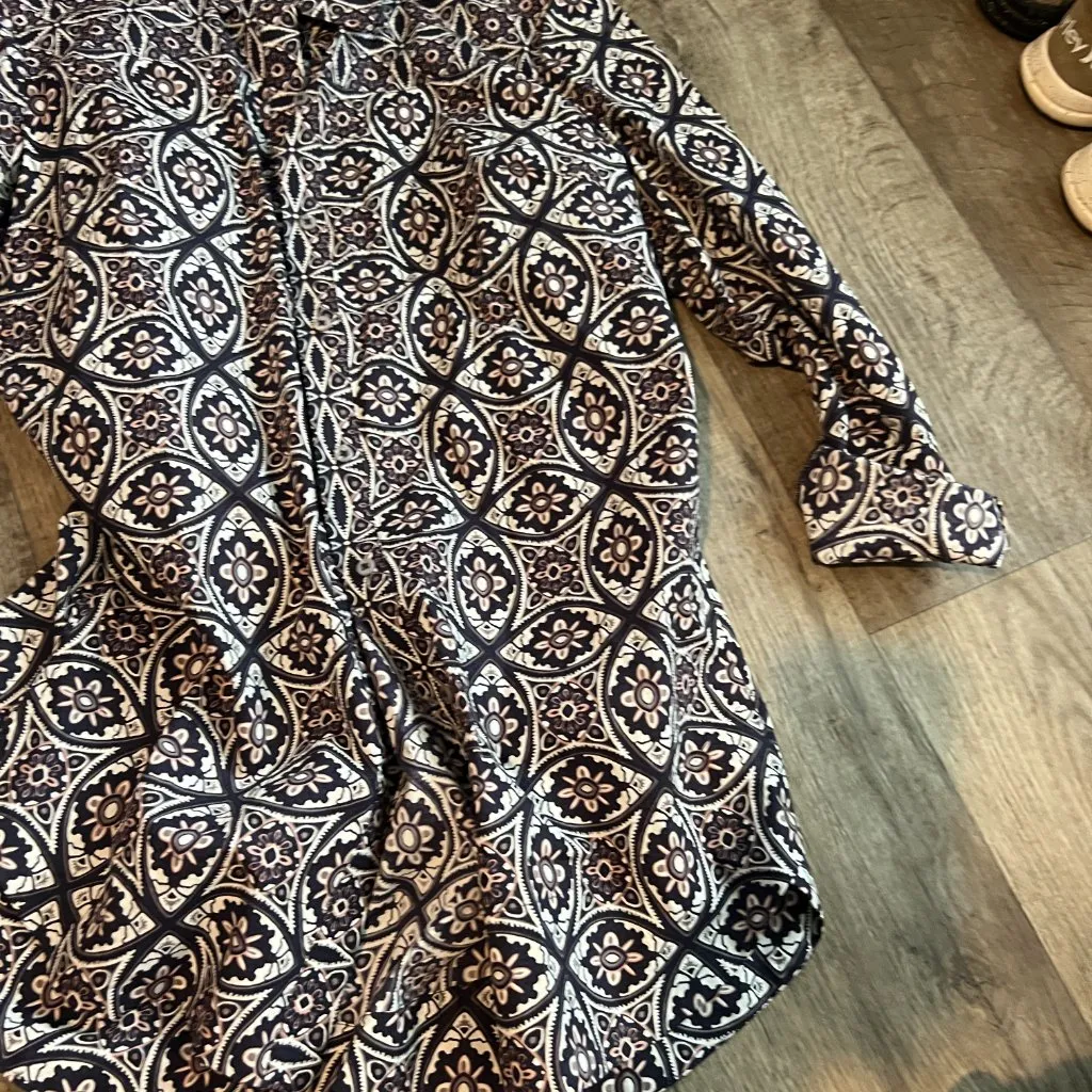 Tyler Boe button down top size 4 Blue - Image 2