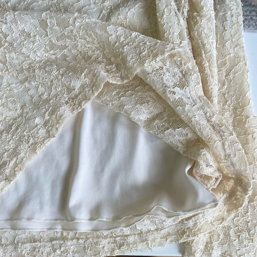 Vintage White Stag Ivory Lace Scoop Neck Long Sleeve Top Sheer Sleeves Small - Image 10