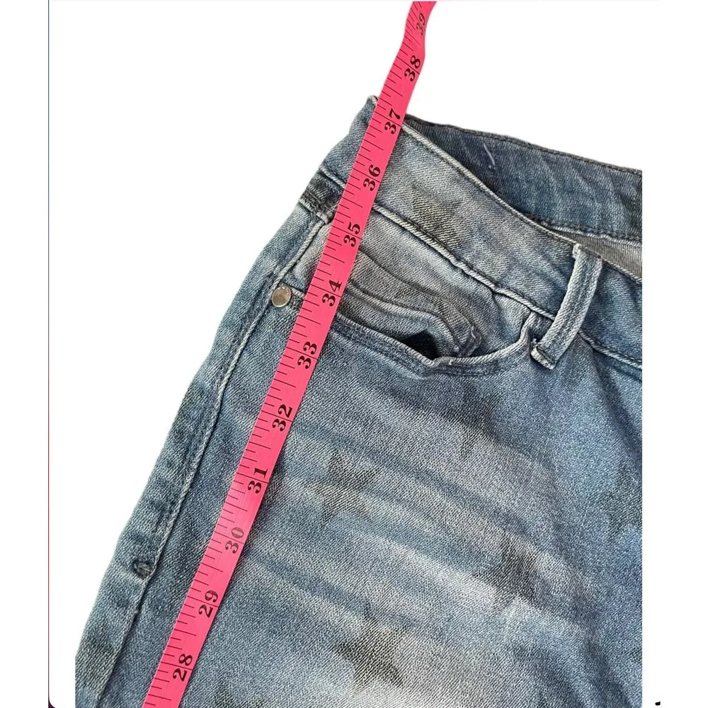 bebe Straight Skinny Ankle Star Embellished Stars Light Wash Jeans Size 10 - EUC - Image 9