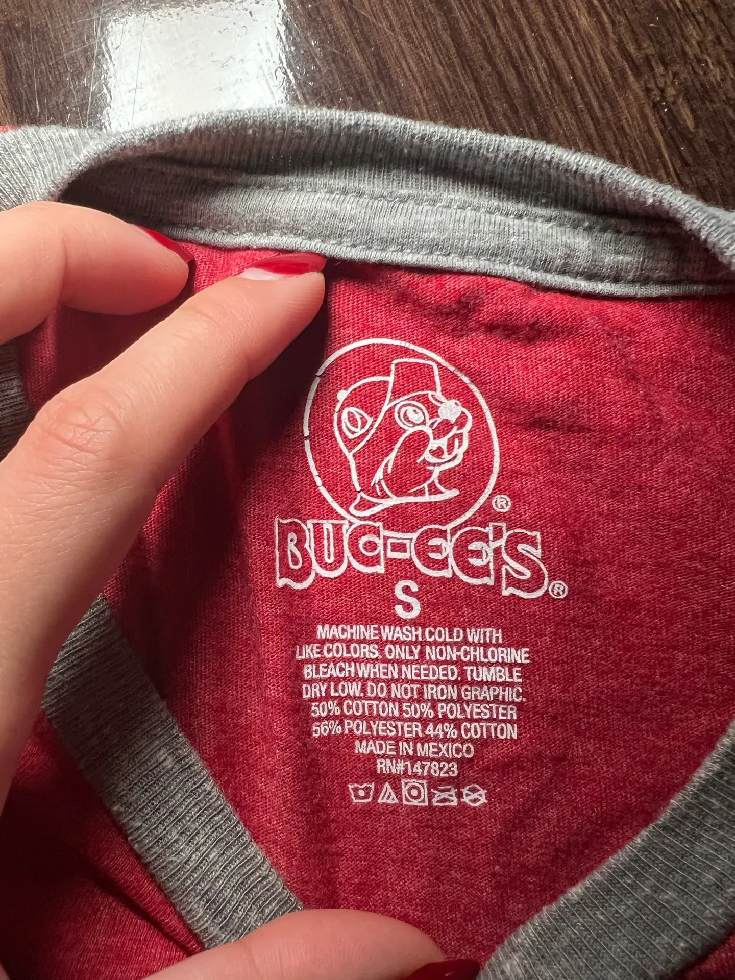 Buc-ee’s Cropped Varisty Size Small - Image 3