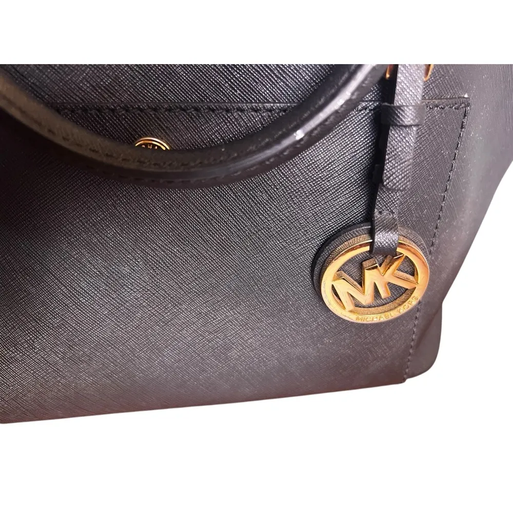Michael Kors Greenwich Large Saffiano Leather Grab Bag Black EUC Crossbody Urban - Image 3