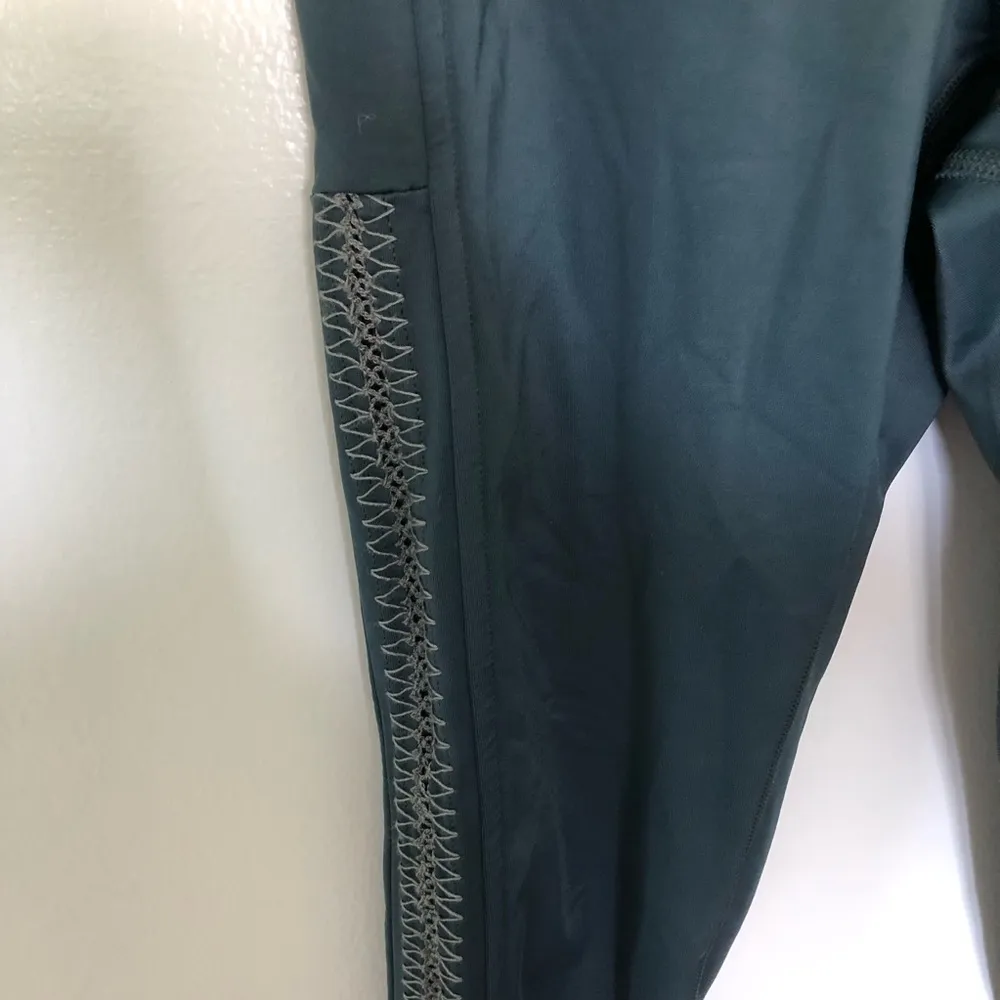 Maaji  Crocheta Tourmaline High Waisted Leggings
DARK GREEN Activewear Small - Image 4