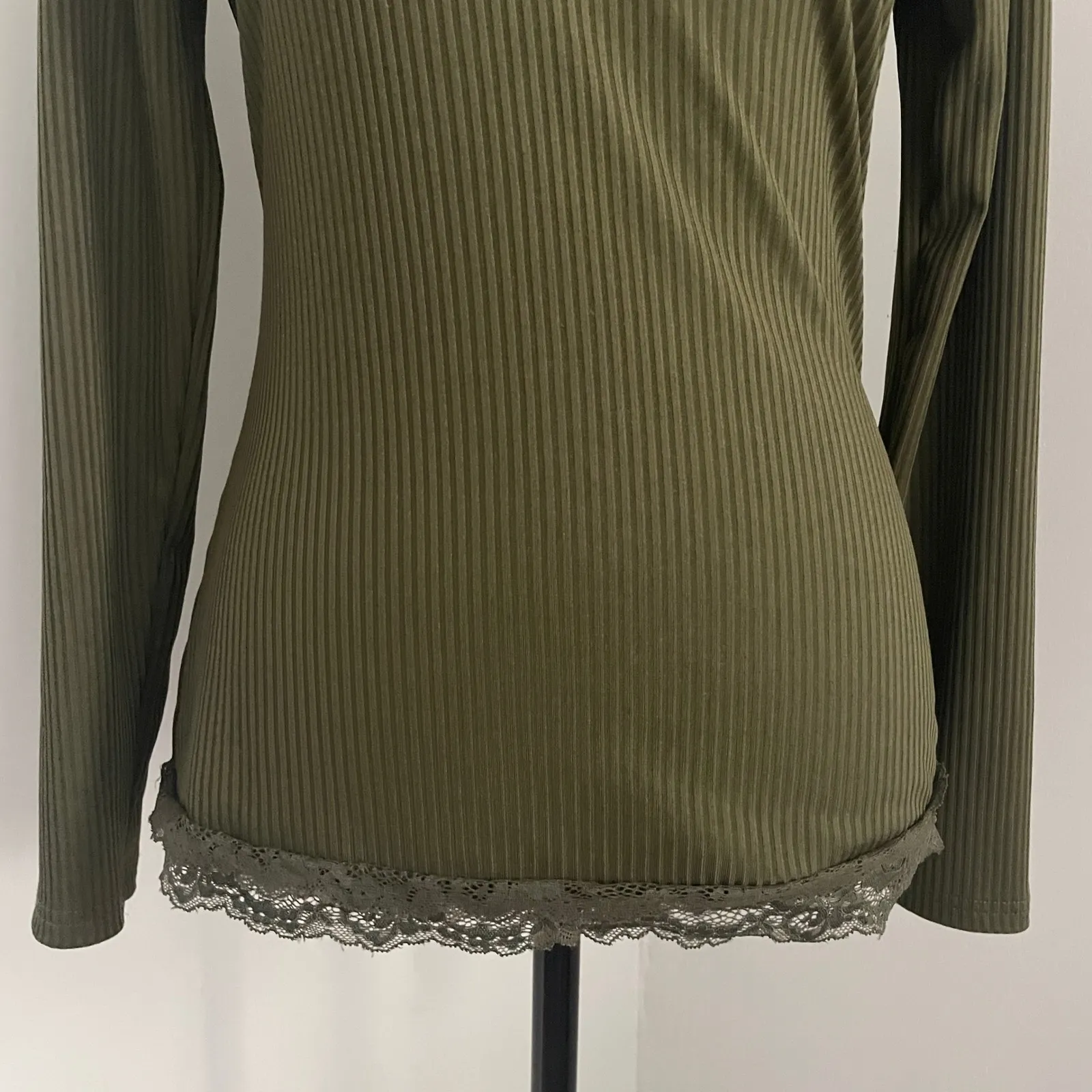 Ribbed Lace Trim Long Sleeve‎ Shirt Small Olive Green Scoop Neck Casual Everyday - Image 2