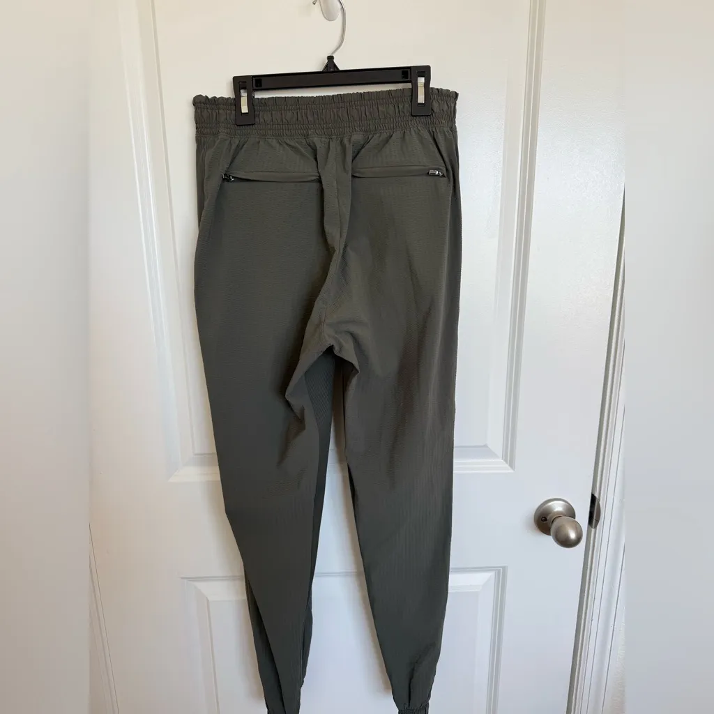NWOT Athleta Textured Brooklyn Jogger Size 4 - Image 5