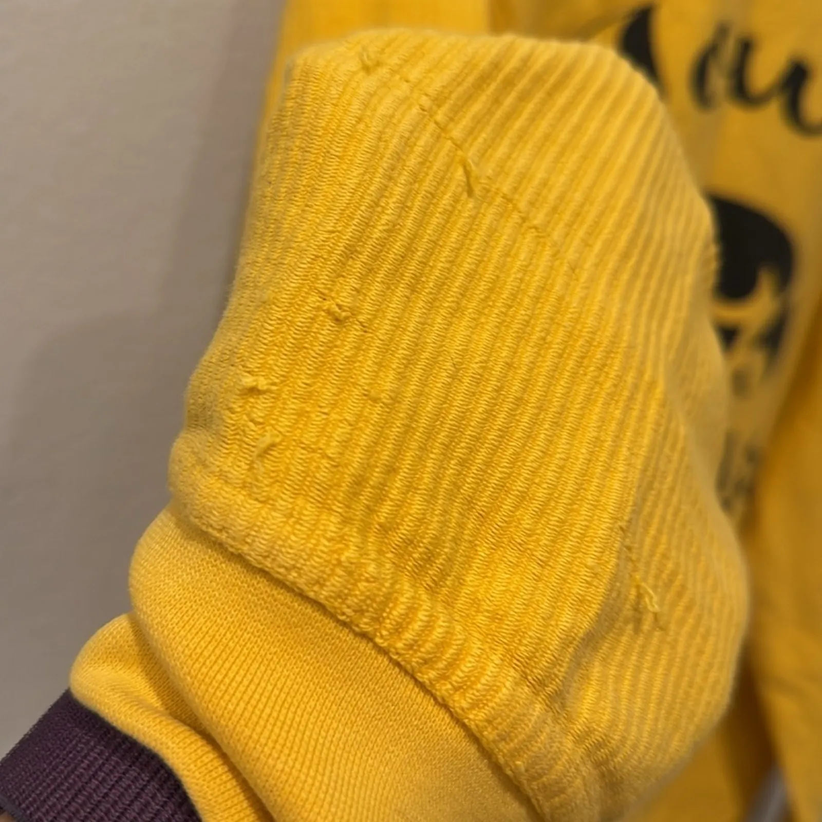 Iowa Hawkeyes Pressbox Yellow Microrib Inside Out Sweatshirt Size XL - Image 5