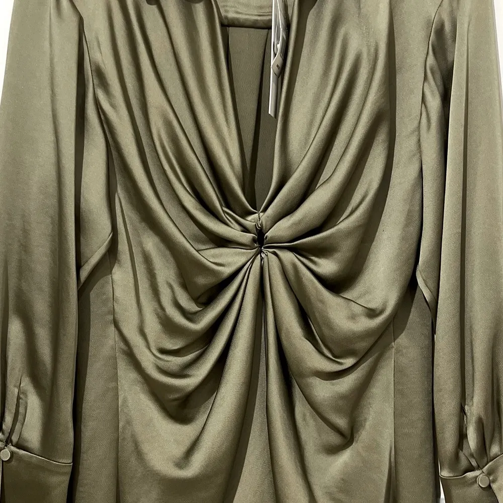 NWT  Roma Mini Dress in Willow Size Small - Image 7