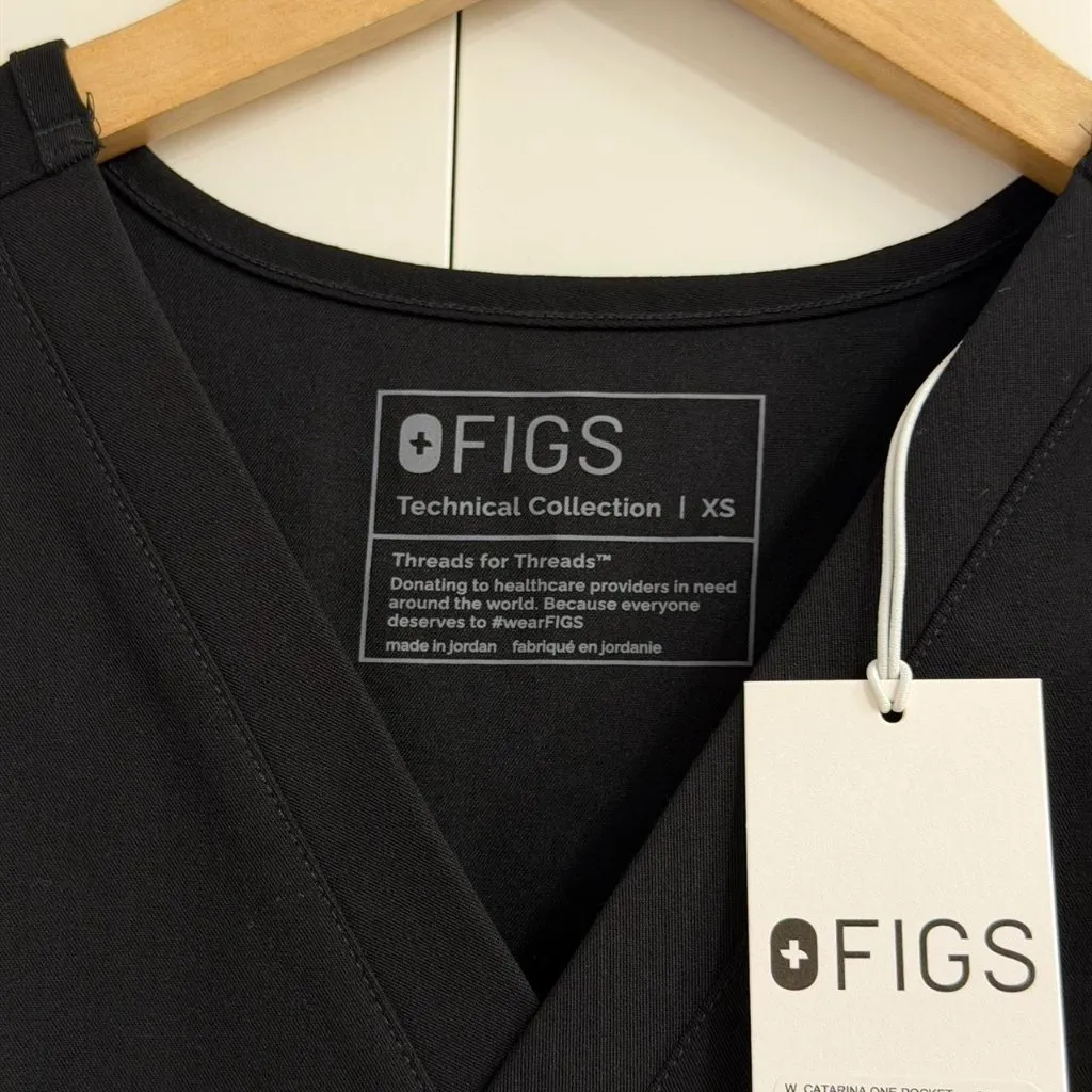 Figs Women's Catarina One Pocket Scrub Top in Black, Size X-Small - Image 7