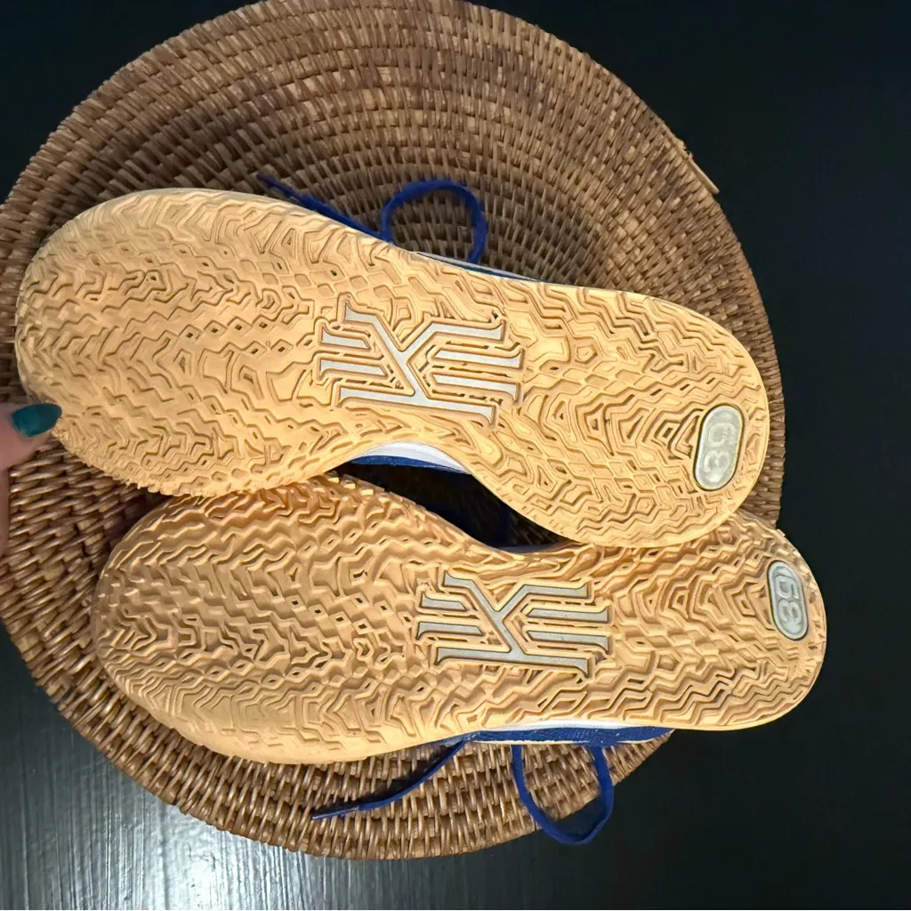 Nike Kyrie sisterhood Sneakers - Image 11