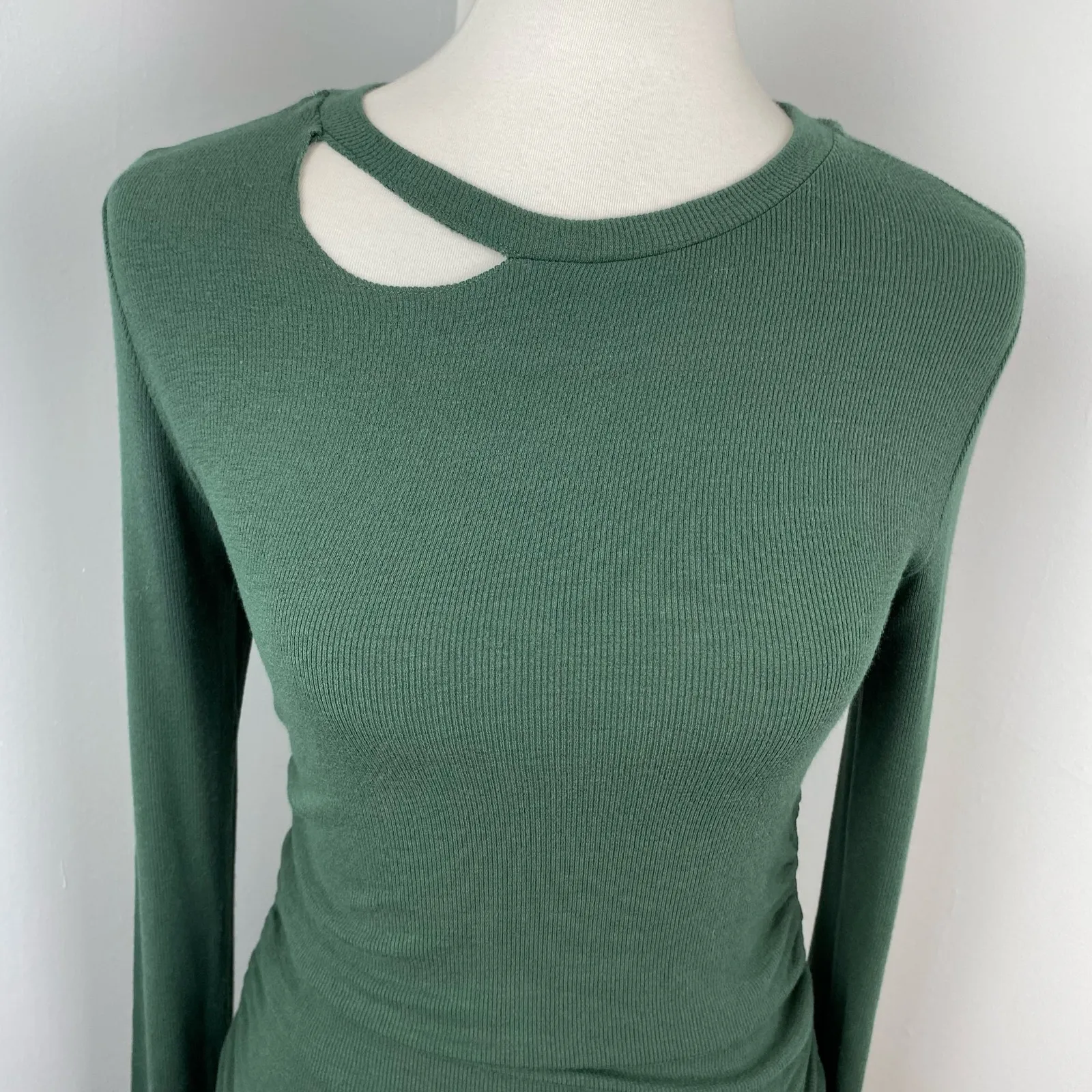 n:philanthropy Green Gavin Cutout Ruched Long-Sleeve Soft T-Shirt Large NEW - Image 5
