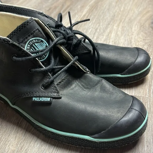 Palladium Leather Ankle Chuka Boots Size 7.5 - Image 2