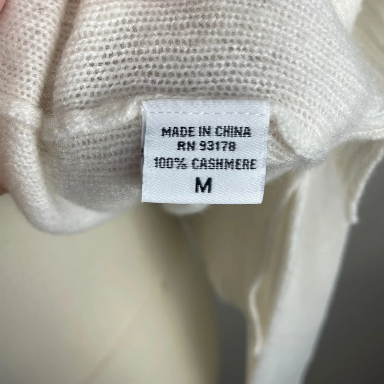 Spring + Mercer 100% Cashmere Turtleneck Sweater – Women's Medium – Frost White - Image 9