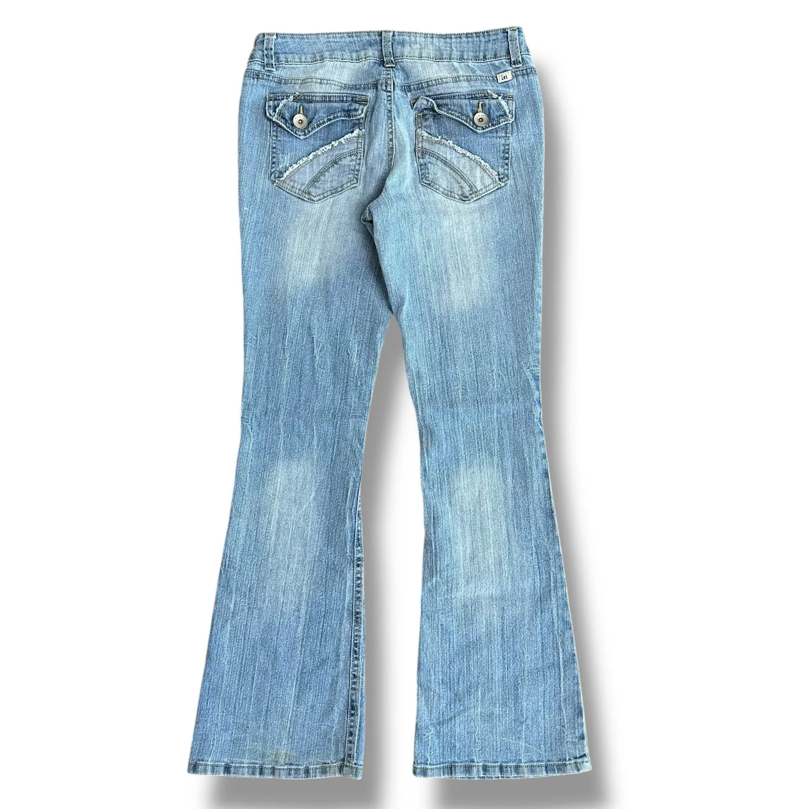 L.E.I. Ashley Low Rise Flare Jeans Women’s Sz 9 Light Wash Y2K 2000s Retro Denim Blue - Image 7
