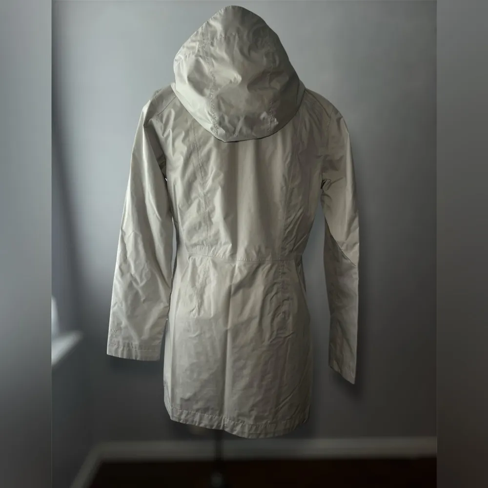 The North Face  Jacket - Image 2