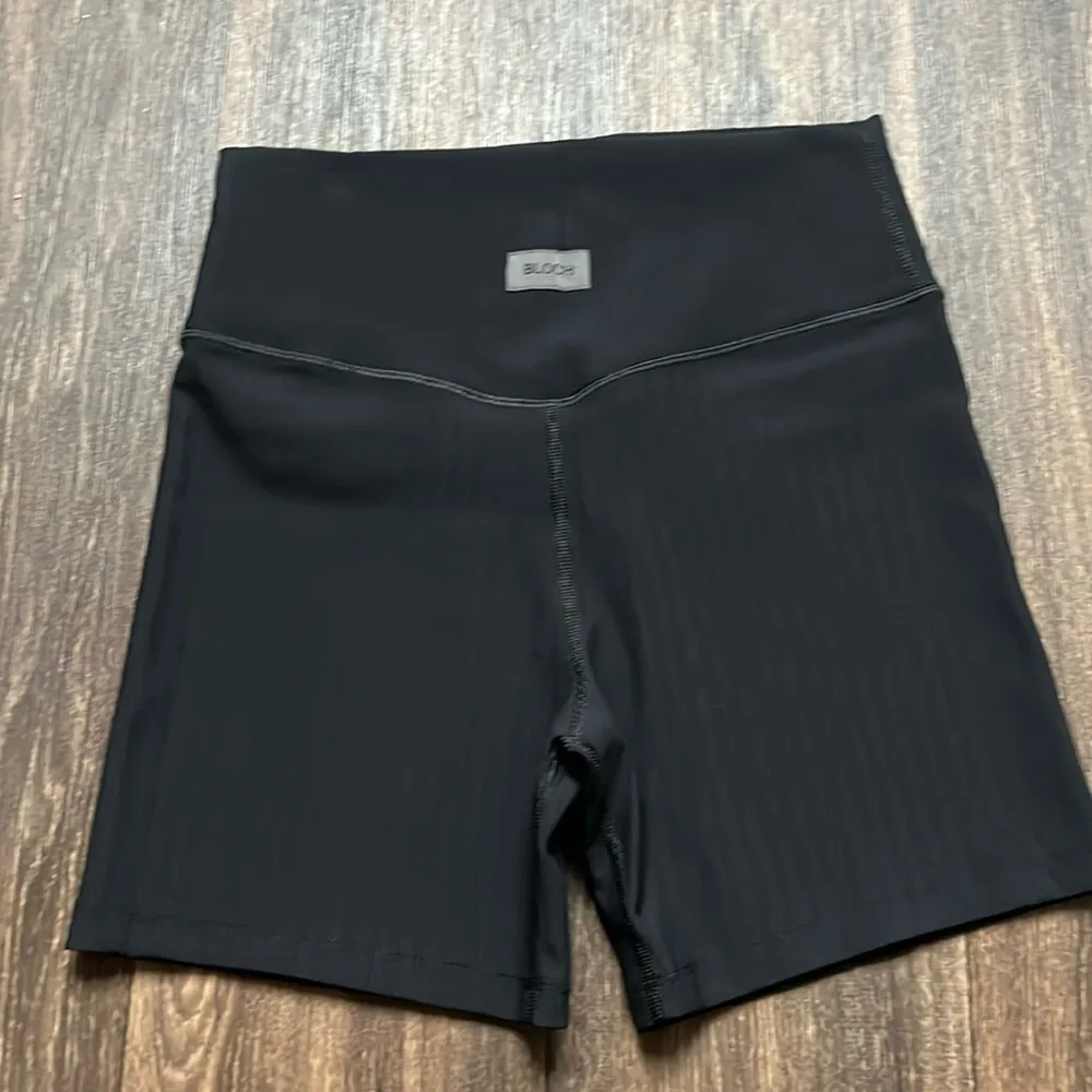 Bloch Bike Shorts Size M - Image 2
